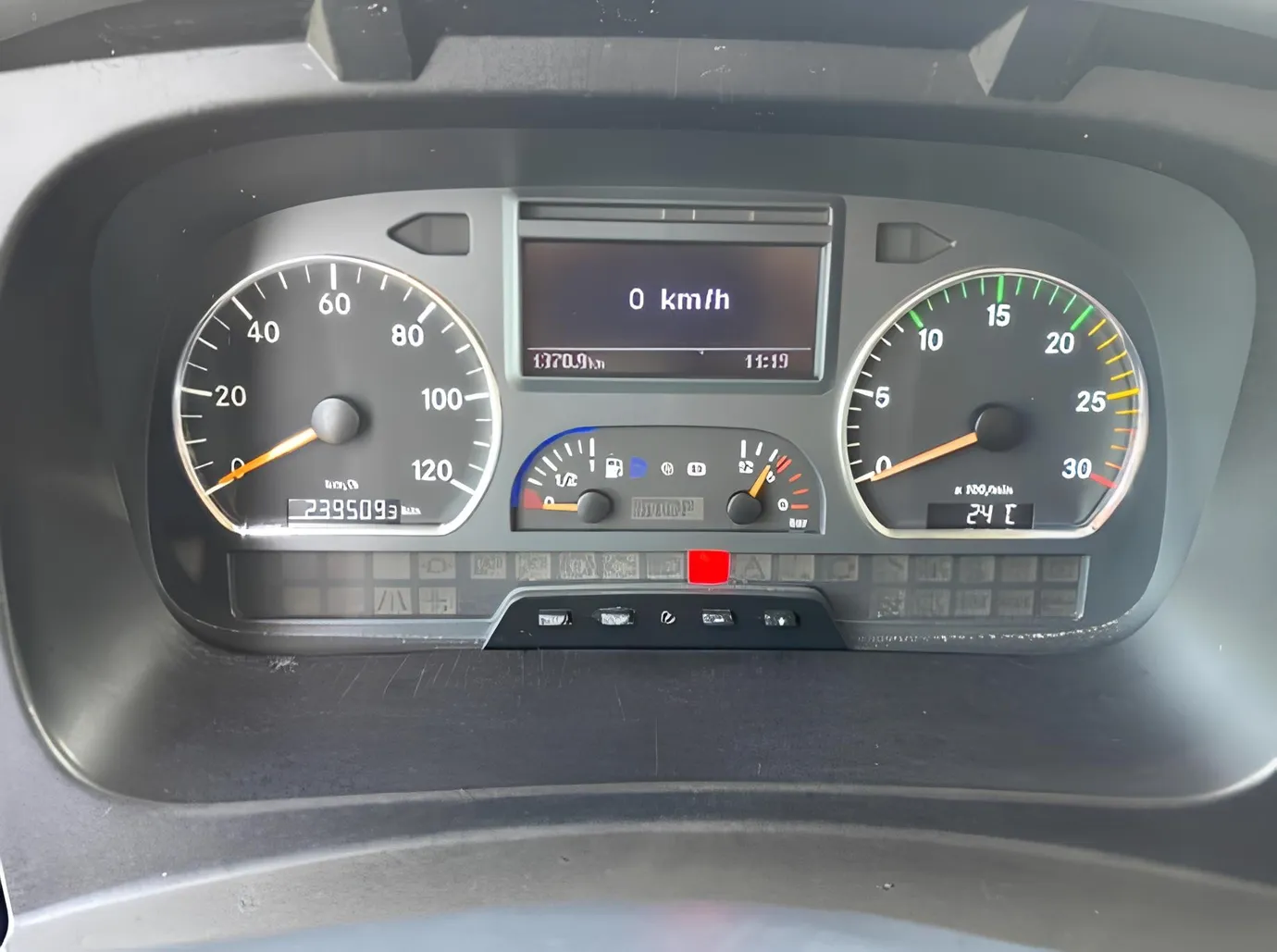 Mercedes Atego 818, 4.3 L, 2011 year, 239 509 km, Baku - Price: 41 000 ₼ - Tunel.az