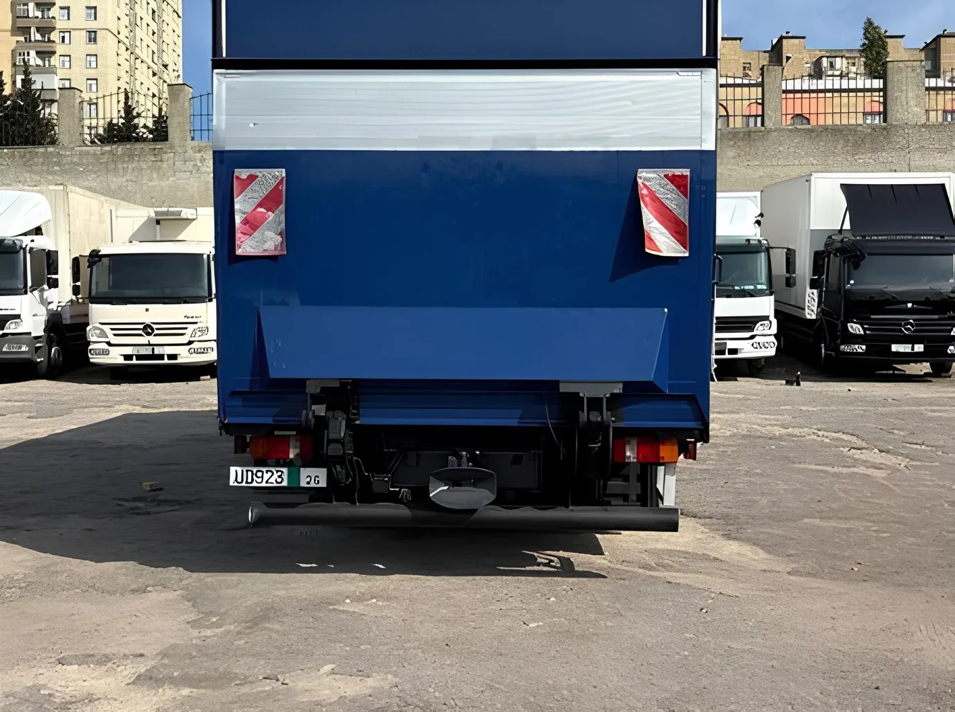 Mercedes Atego 818, 4.3 L, 2011 year, 239 509 km, Baku - Price: 41 000 ₼ - Tunel.az