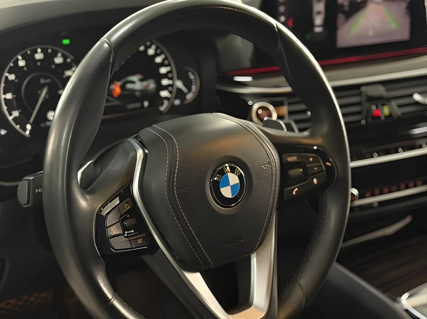 BMW 530e, 2.0 L, 2019 год, 120 000 km, Сумгаит - Цена: 45 500 ₼ - Tunel.az