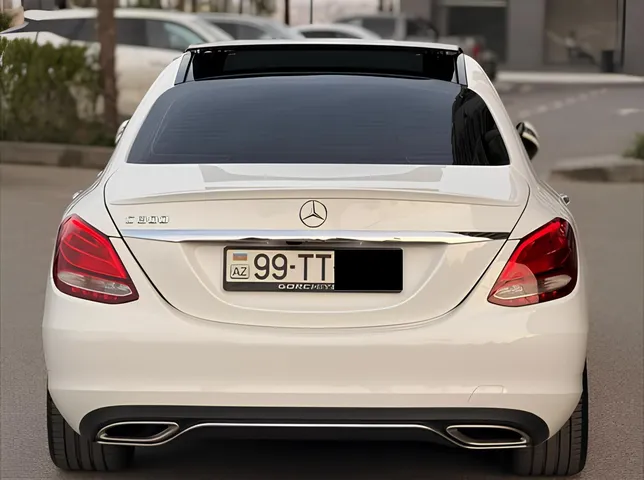 Mercedes C 300, 2.0 L, 2015 год, 218 000 km, Баку - Цена: 32 500 ₼ - Tunel.az