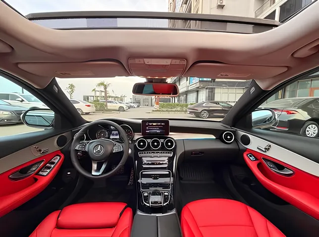 Mercedes C 300, 2.0 L, 2015 год, 218 000 km, Баку - Цена: 32 500 ₼ - Tunel.az
