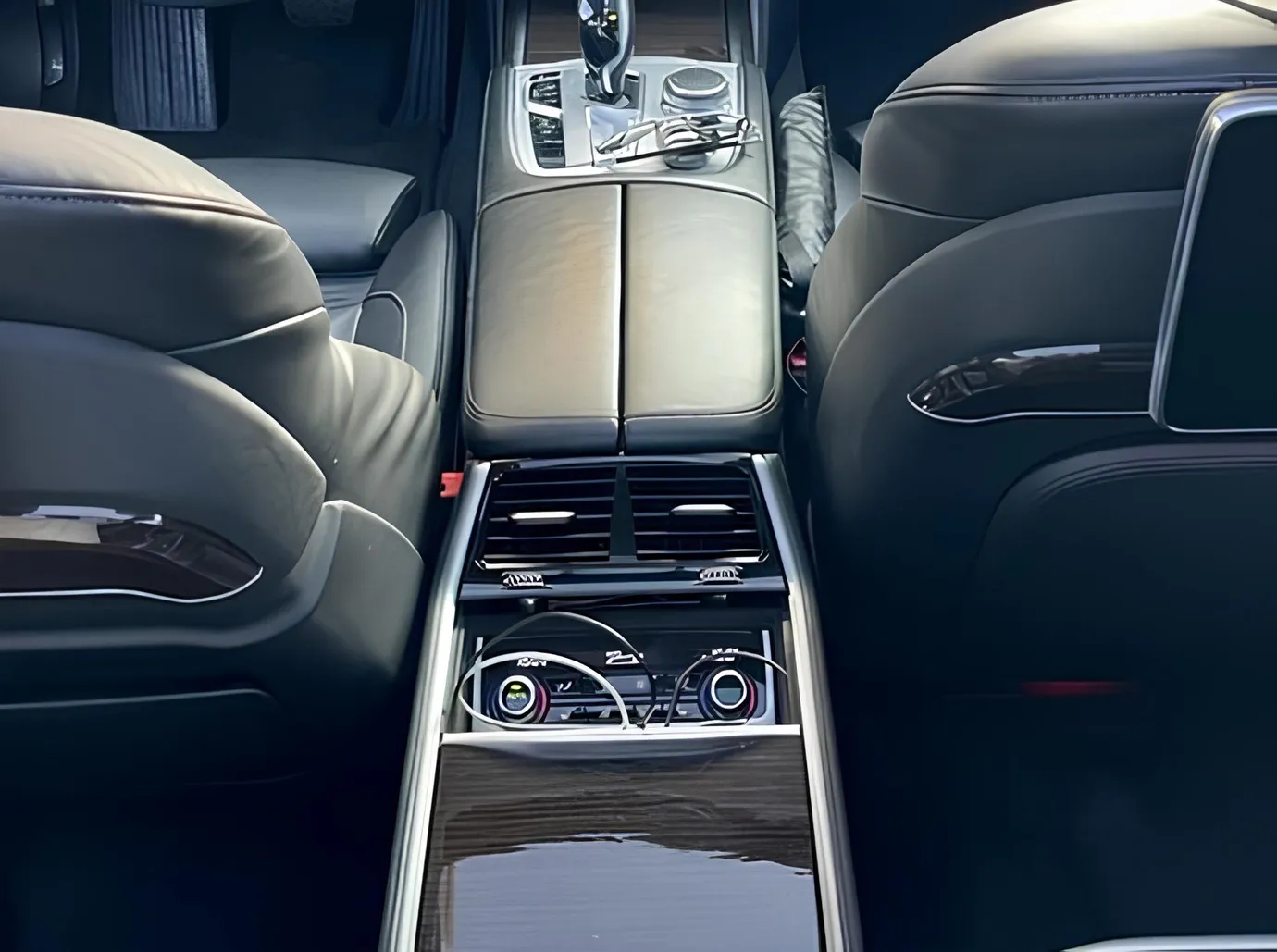 BMW 740, 3.0 L, 2016 წელი, 100 000 km, Baku - ფასი: 59 500 ₼ - Tunel.az