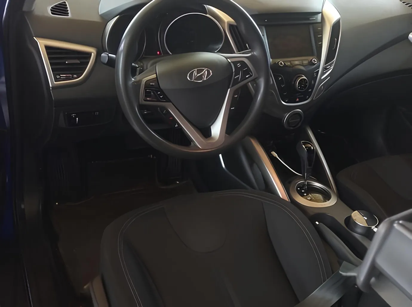 Hyundai Veloster, 1.6 L, 2011 год, 158 000 km, Баку - Цена: 13 999 ₼ - Tunel.az