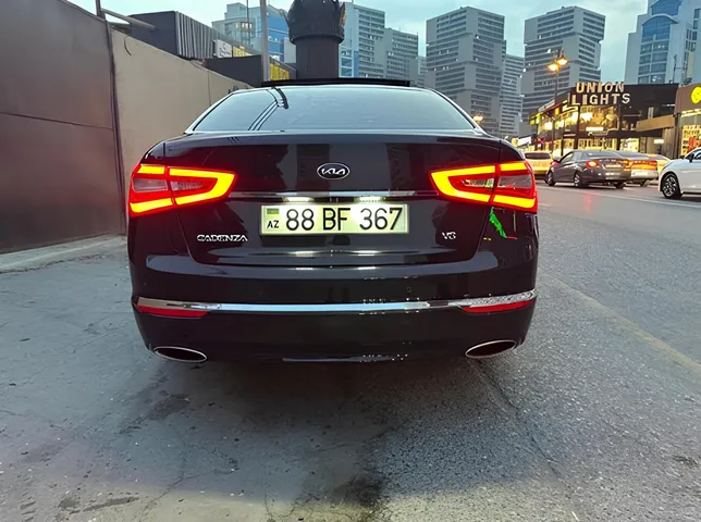 Kia Cadenza, 3.5 L, 2013 i̇l, 268 000 km, Bakı - Qiymət: 21 800 ₼ - Tunel.az