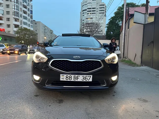 Kia Cadenza, 3.5 L, 2013 i̇l, 268 000 km, Bakı - Qiymət: 21 800 ₼ - Tunel.az