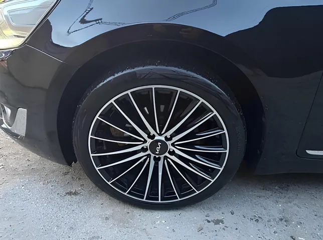 Kia Cadenza, 3.5 L, 2013 i̇l, 268 000 km, Bakı - Qiymət: 21 800 ₼ - Tunel.az