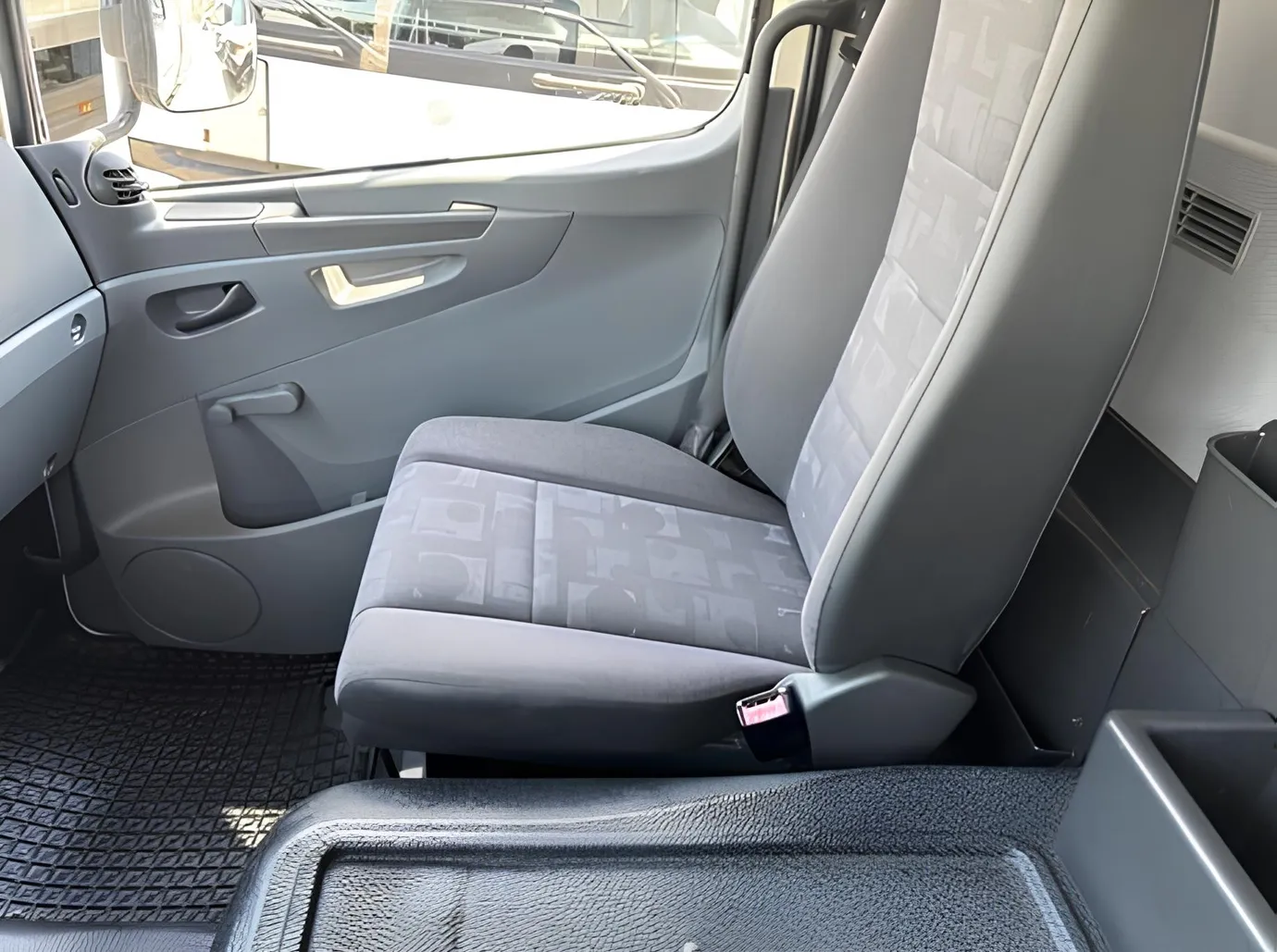 Mercedes Atego 816, 4.3 L, 2010 წელი, 302 424 km, Baku - ფასი: 37 000 ₼ - Tunel.az