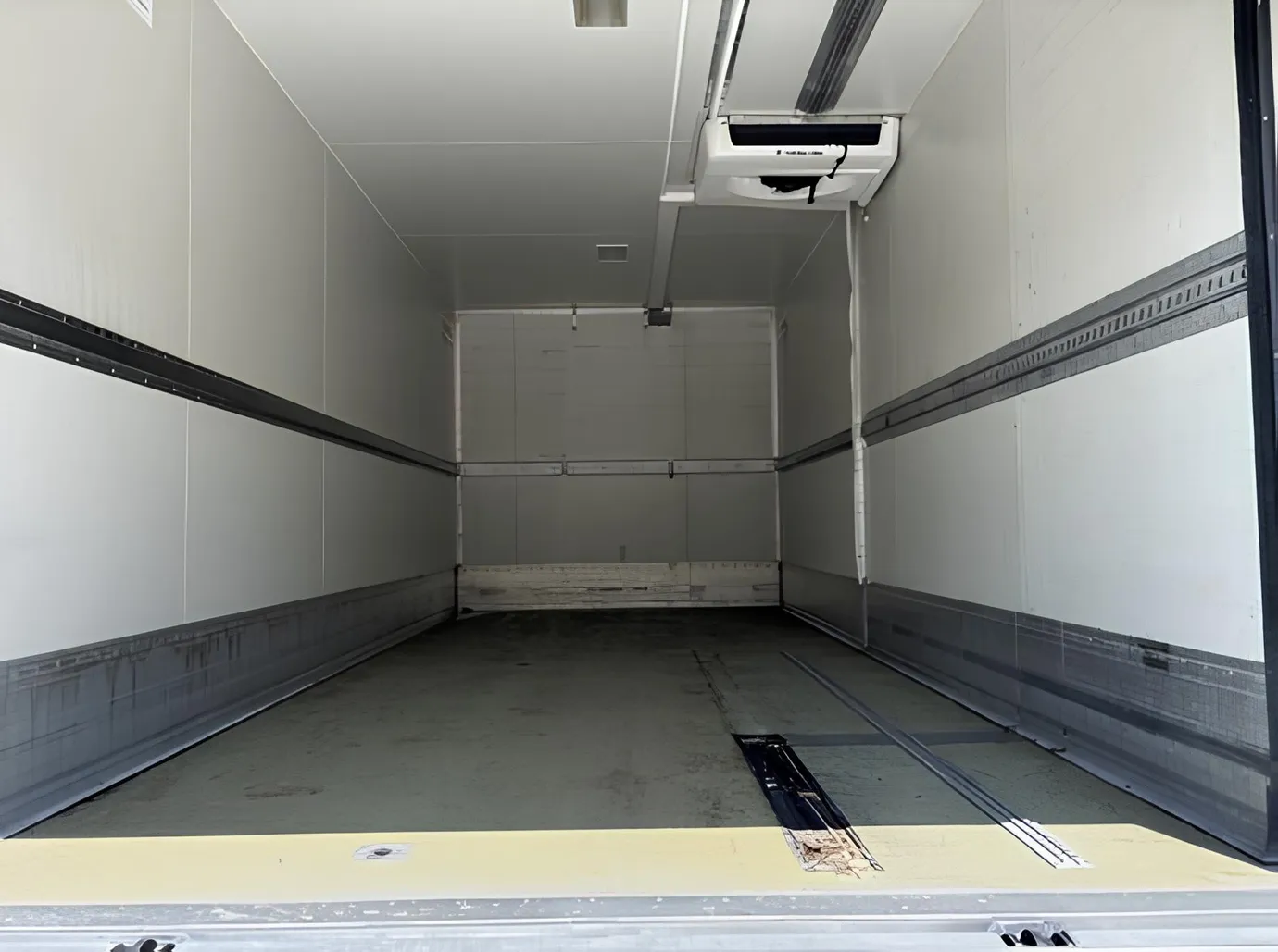 Mercedes Atego 816, 4.3 L, 2010 წელი, 302 424 km, Baku - ფასი: 37 000 ₼ - Tunel.az