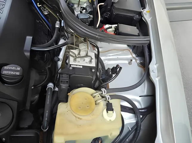 Mercedes E 240, 2.4 L, 2000 year, 290 000 km, Baku - Price: 12 800 ₼ - Tunel.az