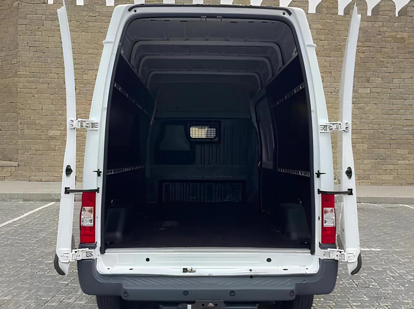 Ford Transit, 2.4 L, 2011 year, 158 222 km, Baku - Price: 32 500 ₼ - Tunel.az