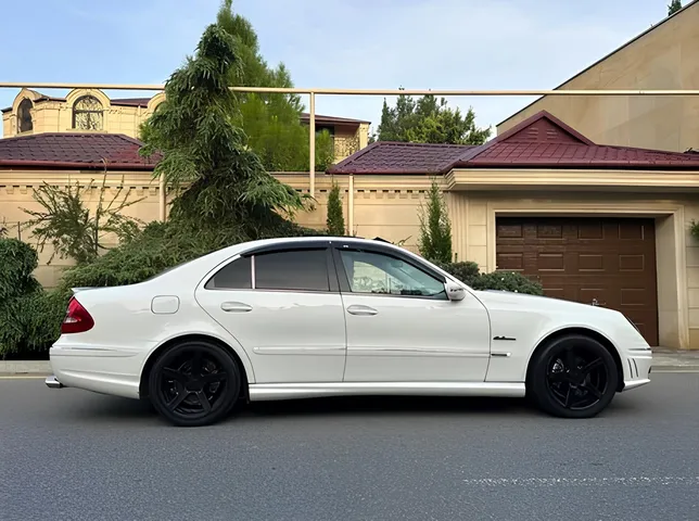 Mercedes E 240, 2.6 L, 2002 سنة, 276 000 km, Baku - السعر: 16 900 ₼ - Tunel.az