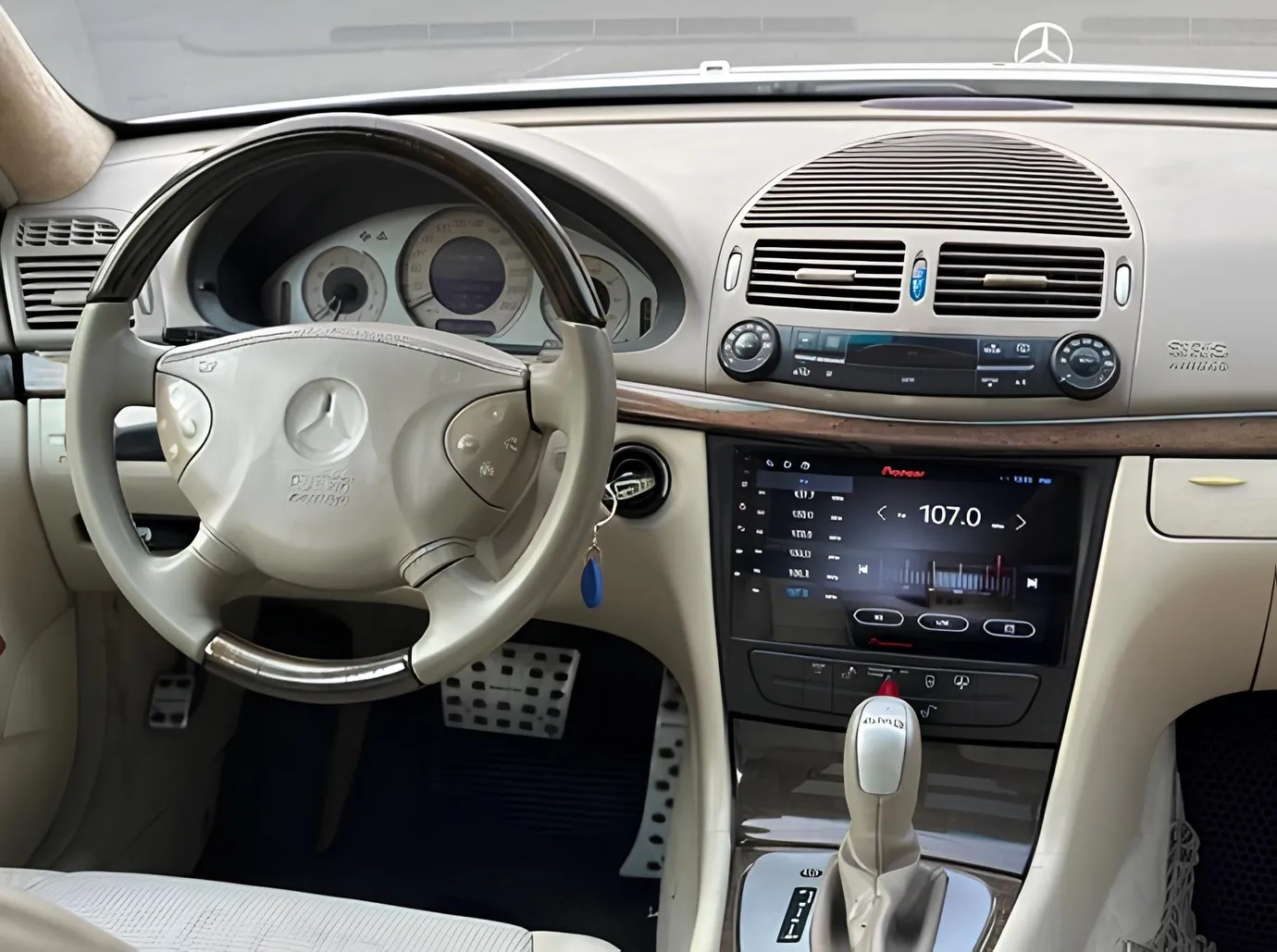 Mercedes E 240, 2.6 L, 2002 سنة, 276 000 km, Baku - السعر: 16 900 ₼ - Tunel.az