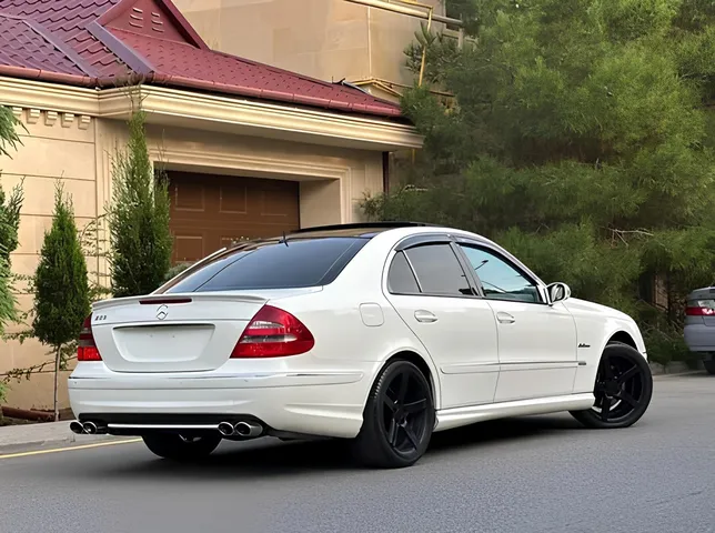 Mercedes E 240, 2.6 L, 2002 سنة, 276 000 km, Baku - السعر: 16 900 ₼ - Tunel.az