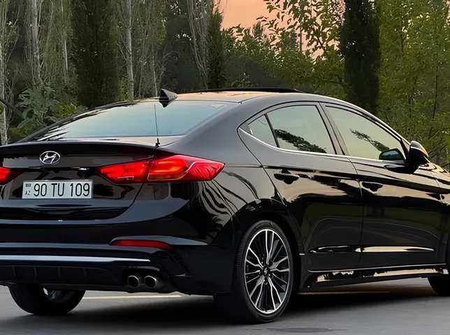 Hyundai Elantra, 1.6 L, 2018 год, 124 000 km, Баку - Цена: 25 800 ₼ - Tunel.az