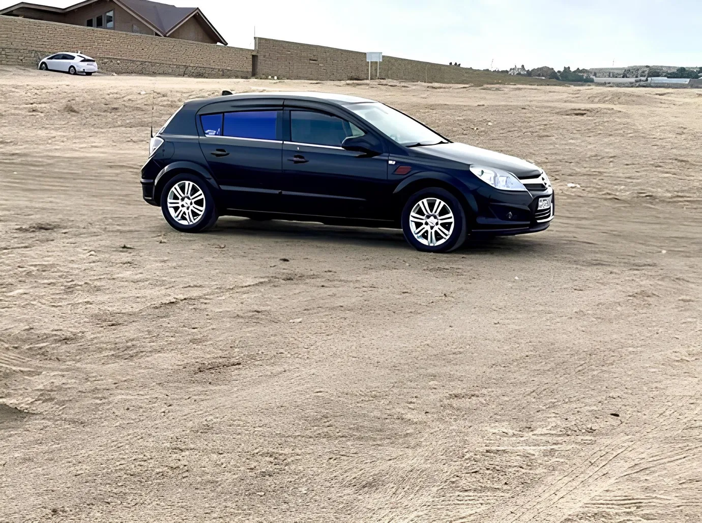 Opel Astra, 1.3 L, 2009 год, 350 000 km, Баку - Цена: 11 900 ₼ - Tunel.az