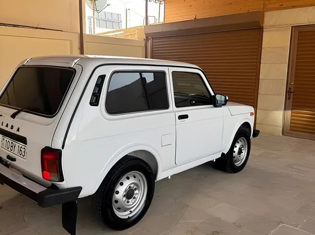 LADA (VAZ) Niva, 1.7 L, 2015 i̇l, 102 500 km, Bakı - Qiymət: 10 800 ₼ - Tunel.az
