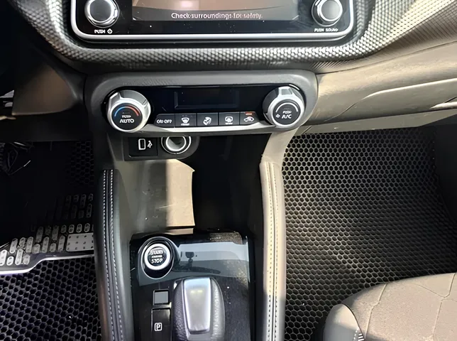 Nissan Kicks, 1.6 L, 2019 year, 135 000 km, Baku - Price: 23 800 ₼ - Tunel.az
