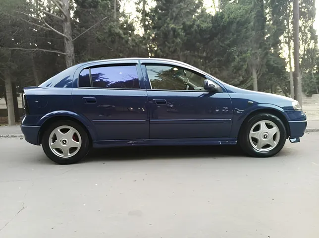 Opel Astra, 1.6 L, 2002 i̇l, 327 000 km, Sumqayıt - Qiymət: 8 600 ₼ - Tunel.az