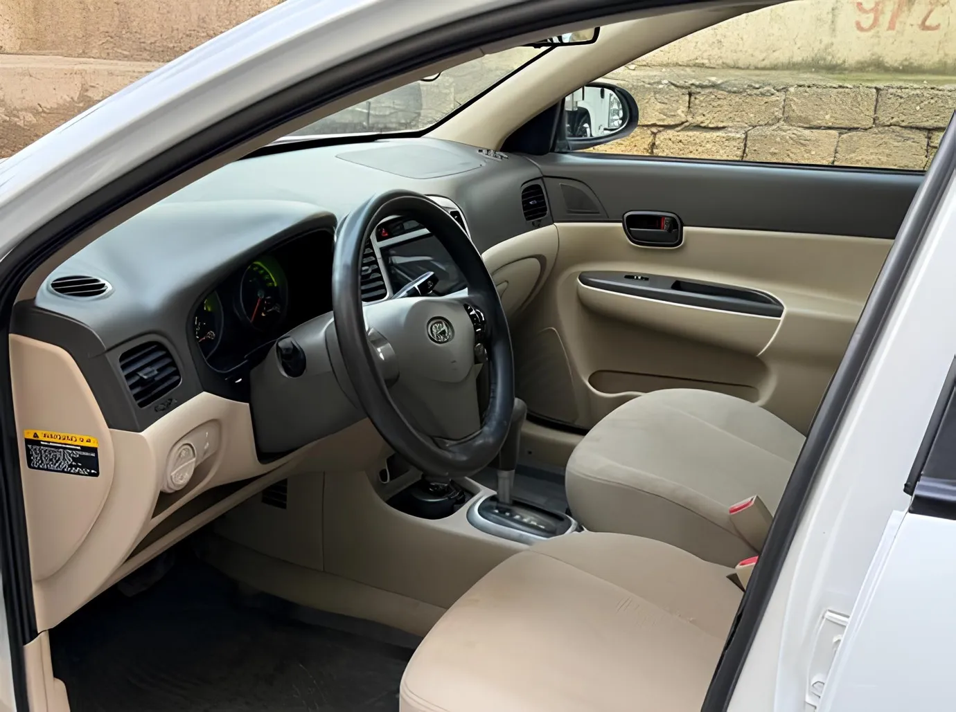 Hyundai Accent, 1.6 L, 2008 год, 260 000 km, Баку - Цена: 12 800 ₼ - Tunel.az