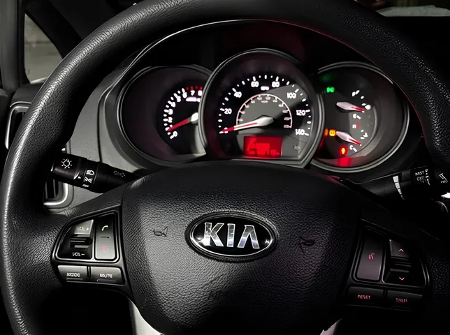 Kia Rio, 1.6 L, 2016 год, 165 891 km, Баку - Цена: 15 400 ₼ - Tunel.az