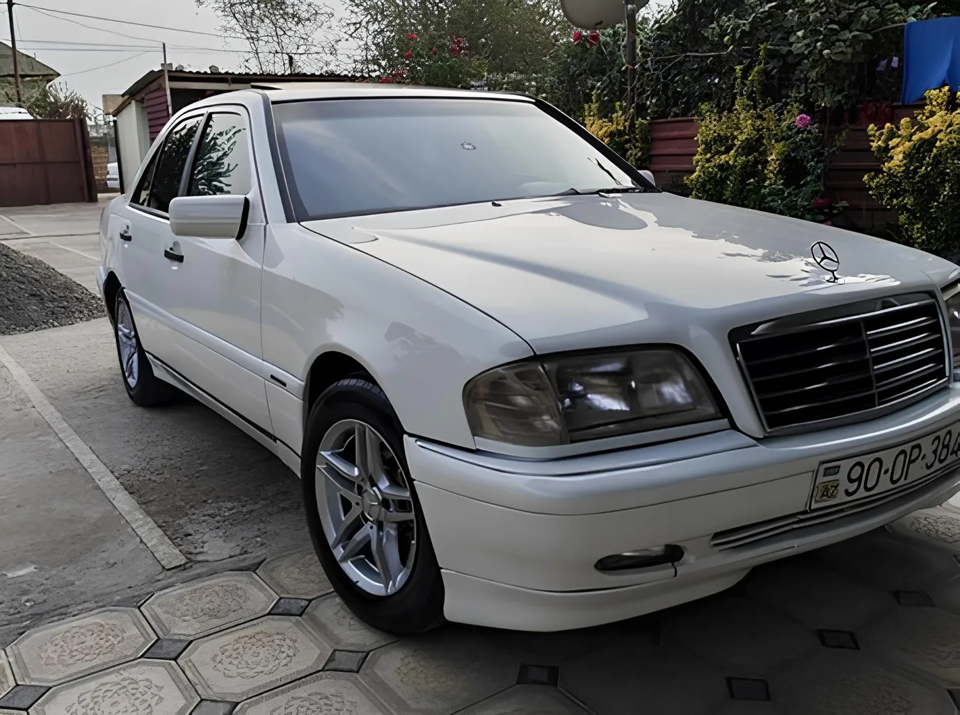 Mercedes C 180, 1.8 L, 1997 i̇l, 411 000 km, Biləsuvar - Qiymət: 9 000 ₼ - Tunel.az