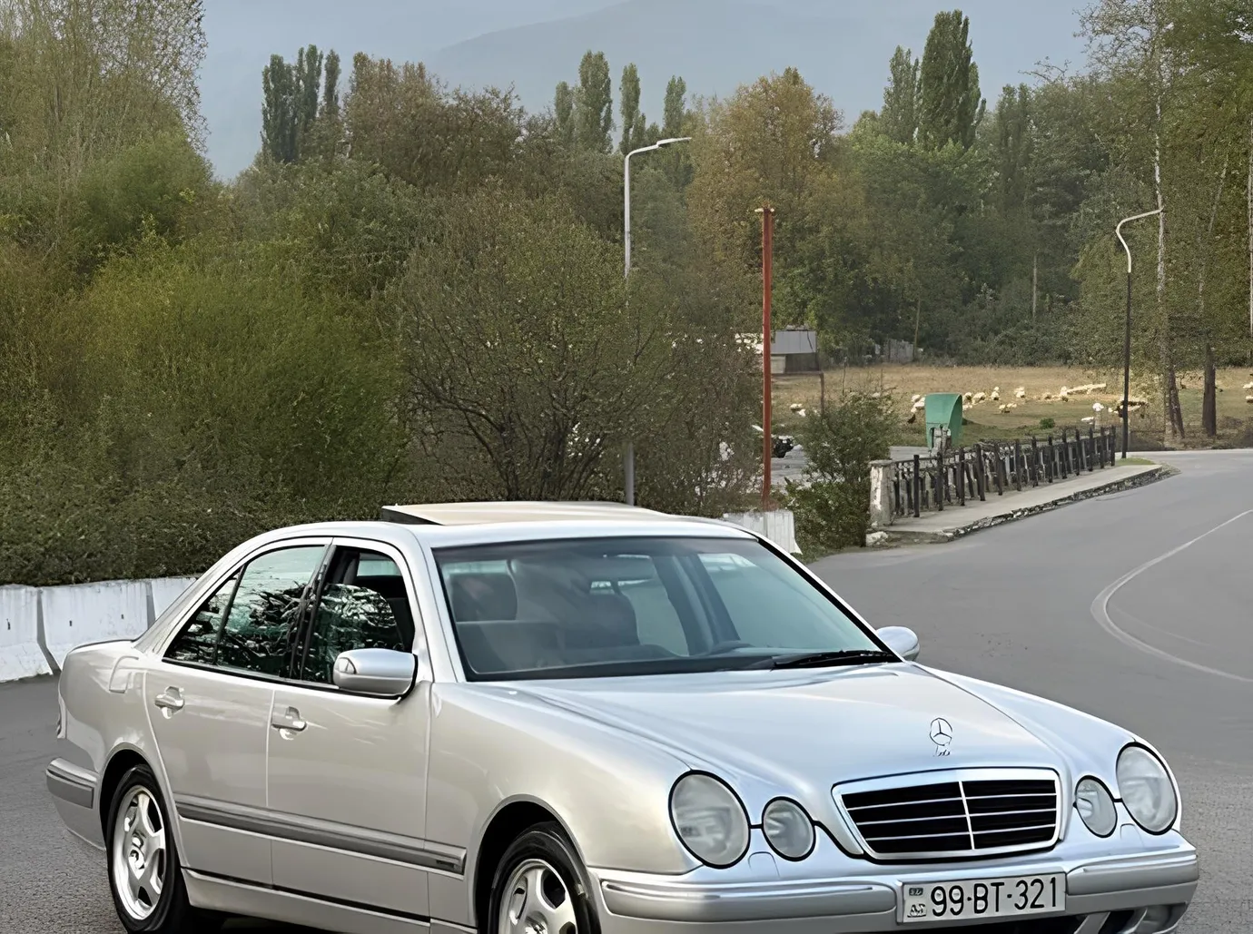 Mercedes E 240, 2.4 L, 2000 i̇l, 288 000 km, İsmayıllı - Qiymət: 17 000 ₼ - Tunel.az