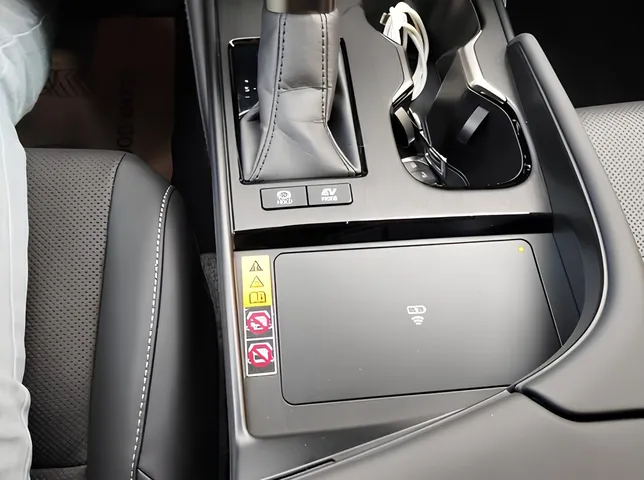 Lexus ES 300h, 2.5 L, 2023 год, 48 000 km, Баку - Цена: 69 800 ₼ - Tunel.az