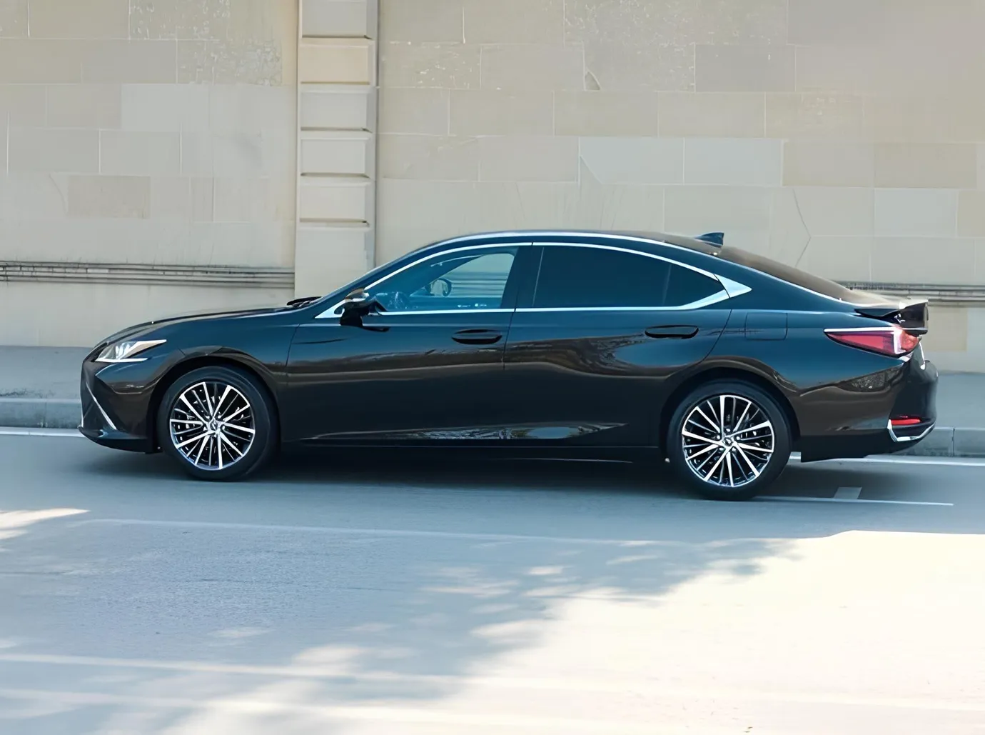 Lexus ES 300h, 2.5 L, 2023 год, 48 000 km, Баку - Цена: 69 800 ₼ - Tunel.az