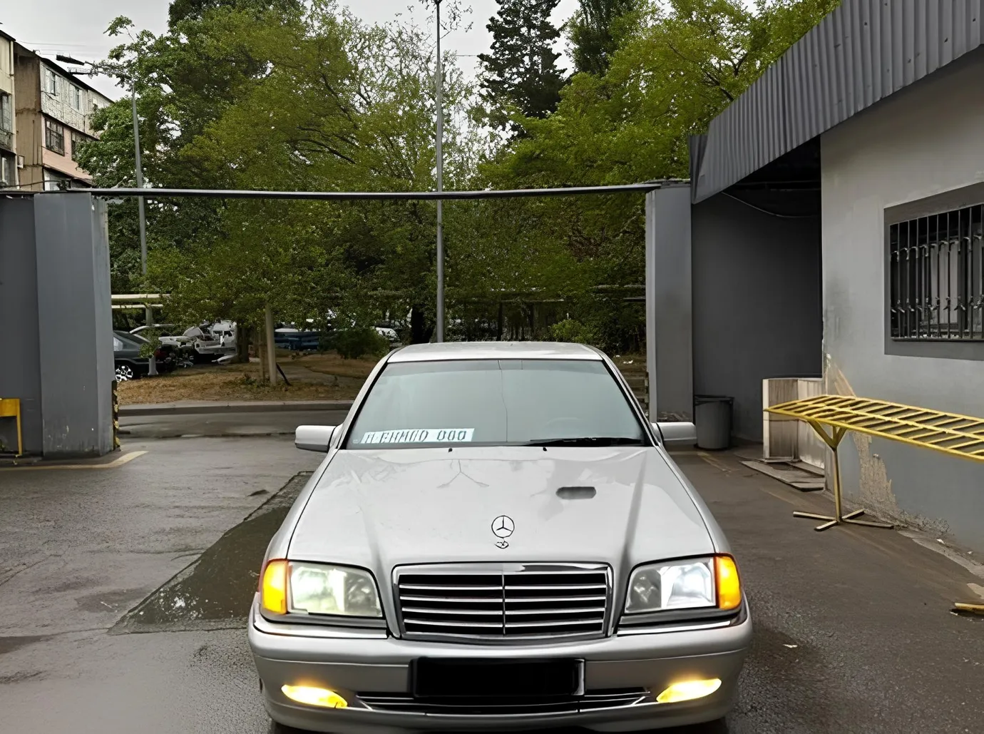 Mercedes C 240, 2.4 L, 1997 i̇l, 290 000 km, Bakı - Qiymət: 12 000 ₼ - Tunel.az