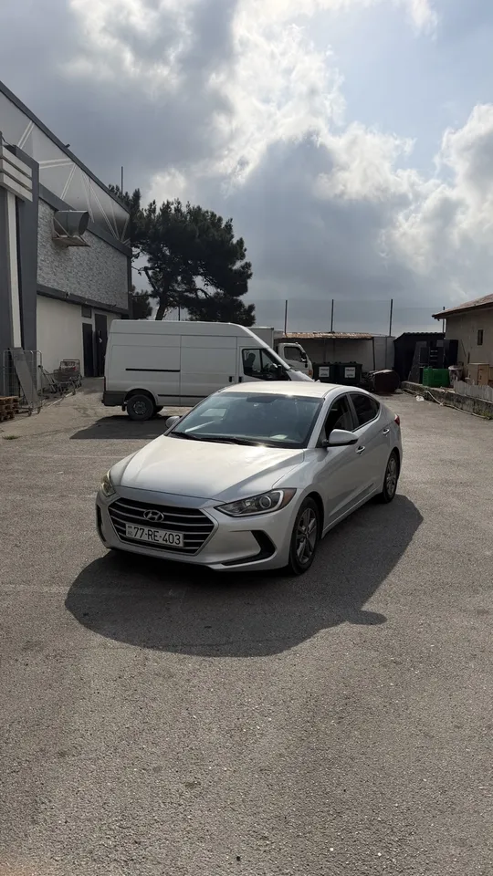 Hyundai Elantra, 2.0 L, 2017 წელი, 98 000 mil, Baku - ფასი: 21 400 ₼ - Tunel.az