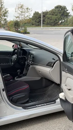 Hyundai Elantra, 2.0 L, 2017 წელი, 98 000 mil, Baku - ფასი: 21 400 ₼ - Tunel.az