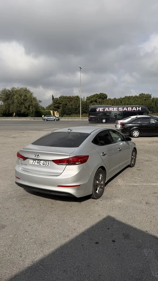 Hyundai Elantra, 2.0 L, 2017 წელი, 98 000 mil, Baku - ფასი: 21 400 ₼ - Tunel.az
