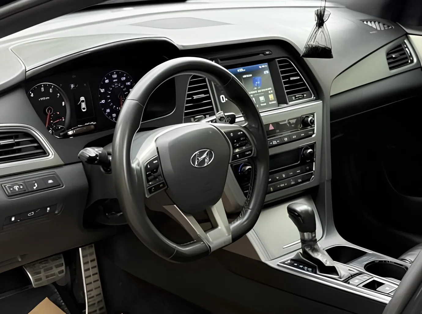 Hyundai Sonata, 2.0 L, 2015 year, 238 000 km, Ganja - Price: 21 900 ₼ - Tunel.az