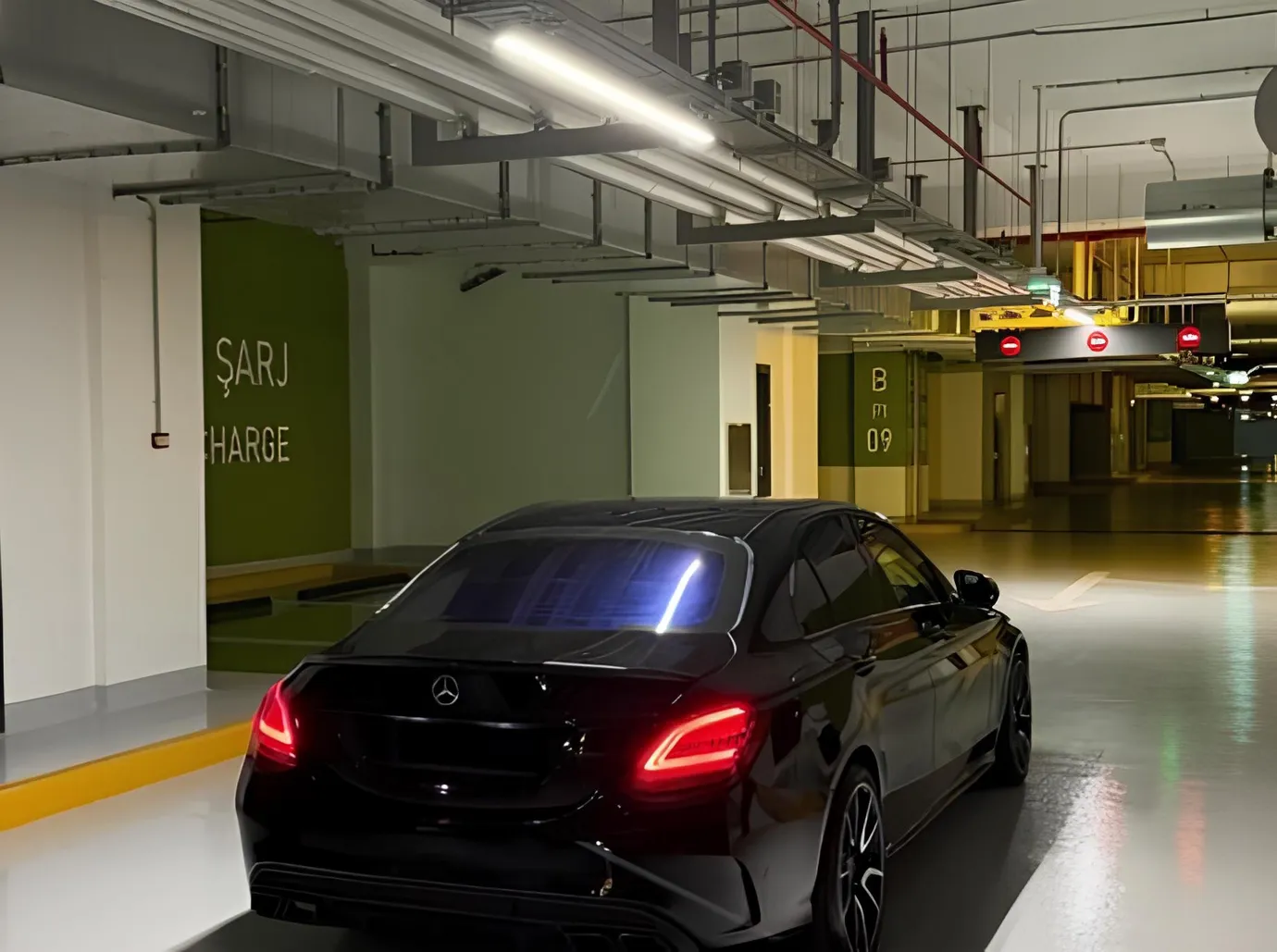 Mercedes C 300, 2.0 L, 2015 year, 225 000 km, Baku - Price: 30 600 ₼ - Tunel.az