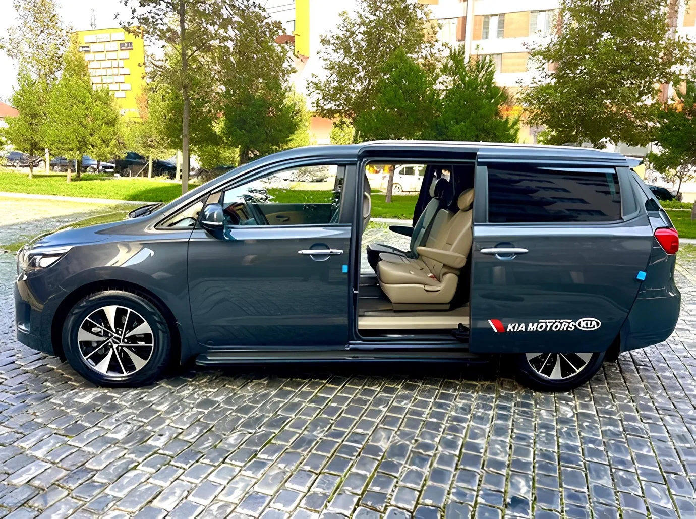 Kia Carnival, 2.2 L, 2016 жыл, 191 000 km, Baku - Баасы: 27 600 ₼ - Tunel.az