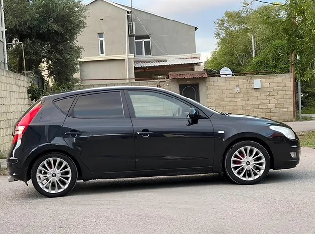 Hyundai i30, 1.4 L, 2010 سنة, 190 820 km, Baku - السعر: 13 500 ₼ - Tunel.az