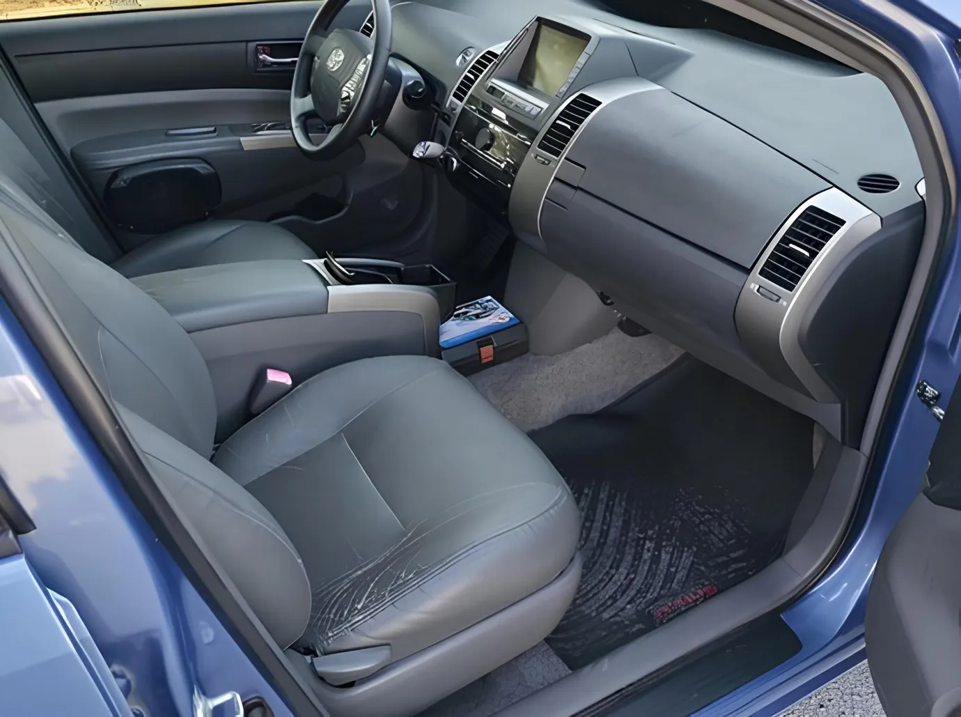 Toyota Prius, 1.5 L, 2006 წელი, 228 182 km, Baku - ფასი: 12 500 ₼ - Tunel.az