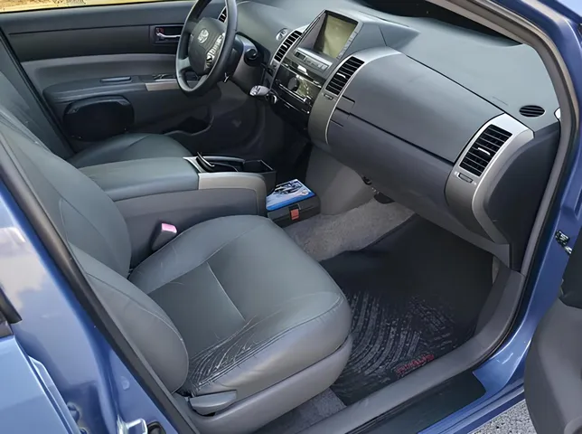 Toyota Prius, 1.5 L, 2006 წელი, 228 182 km, Baku - ფასი: 12 500 ₼ - Tunel.az