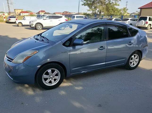 Toyota Prius, 1.5 L, 2006 წელი, 228 182 km, Baku - ფასი: 12 500 ₼ - Tunel.az