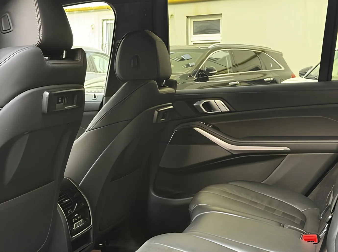 BMW X7, 3.0 L, 2020 год, 138 000 km, Баку - Цена: 101 660 ₼ - Tunel.az