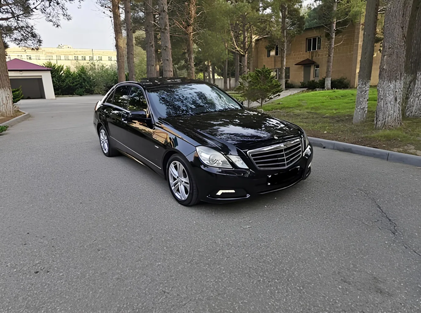 Mercedes E 350 4MATIC, 3.5 L, 2010 year, 325 846 km, Baku - Price: 19 800 ₼ - Tunel.az