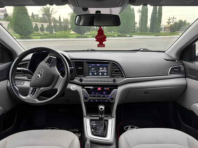 Hyundai Elantra, 2.0 L, 2016 year, 130 000 km, Ganja - Price: 20 500 ₼ - Tunel.az