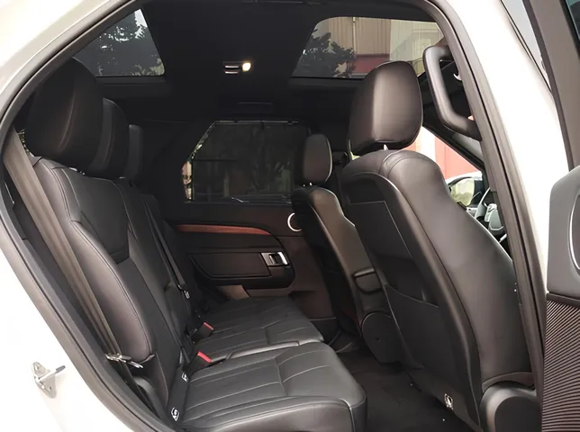 Land Rover Discovery, 3.0 L, 2017 год, 143 000 km, Баку - Цена: 48 450 ₼ - Tunel.az