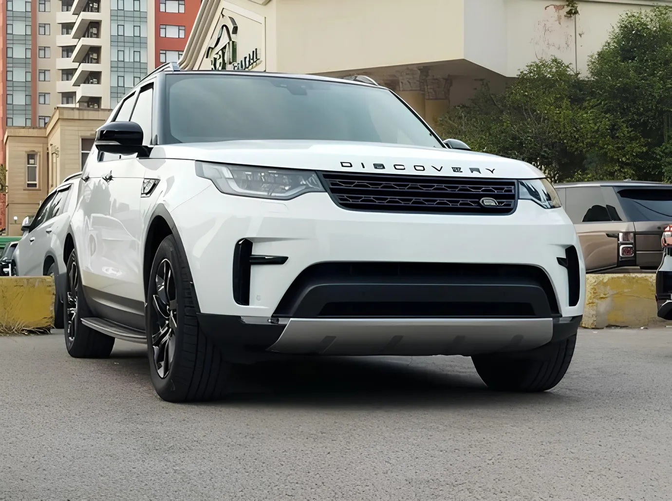 Land Rover Discovery, 3.0 L, 2017 год, 143 000 km, Баку - Цена: 48 450 ₼ - Tunel.az