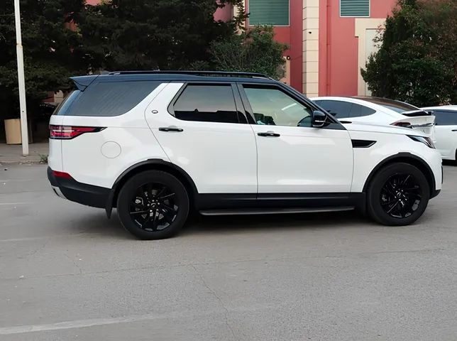Land Rover Discovery, 3.0 L, 2017 год, 143 000 km, Баку - Цена: 48 450 ₼ - Tunel.az