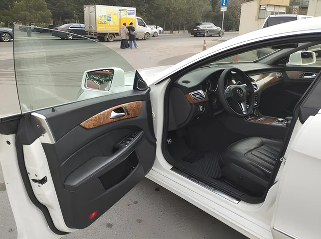 Mercedes CLS 350, 3.5 L, 2012 i̇l, 205 000 km, Bakı - Qiymət: 35 500 ₼ - Tunel.az
