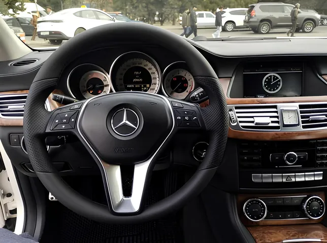 Mercedes CLS 350, 3.5 L, 2012 i̇l, 205 000 km, Bakı - Qiymət: 35 500 ₼ - Tunel.az