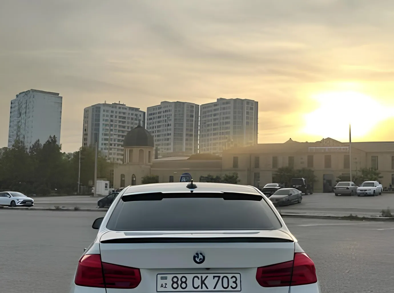 BMW 330, 2.0 L, 2016 i̇l, 265 000 km, Bakı - Qiymət: 21 800 ₼ - Tunel.az