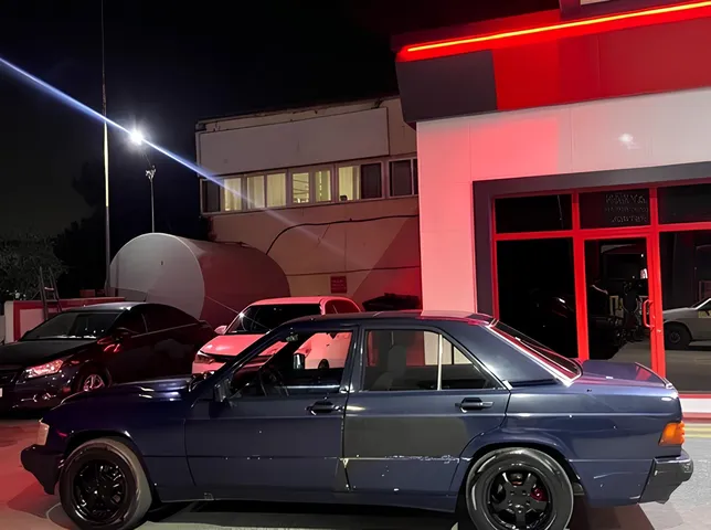 Mercedes 190, 2.0 L, 1991 year, 438 135 km, Baku - Price: 5 900 ₼ - Tunel.az