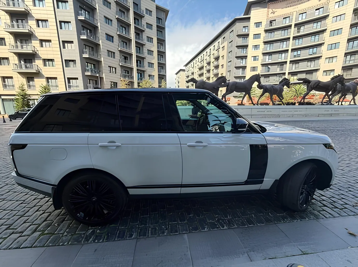 Land Rover Range Rover, 3.0 L, 2020 year, 112 000 km, Baku - Price: 138 000 ₼ - Tunel.az